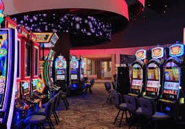 Slot game reels and jackpot categories on top777 platform